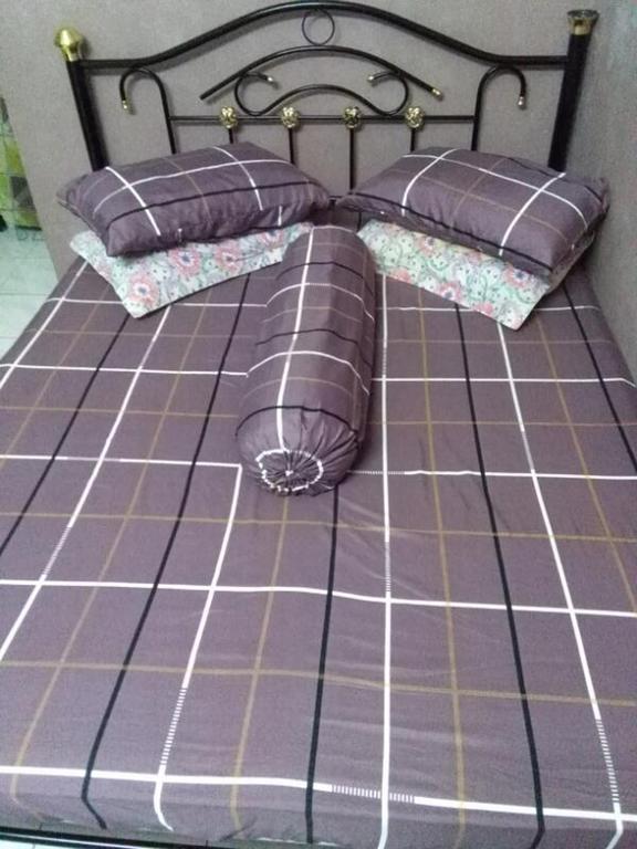 Deenaz Utara Homestay 알로르세타르 외부 사진