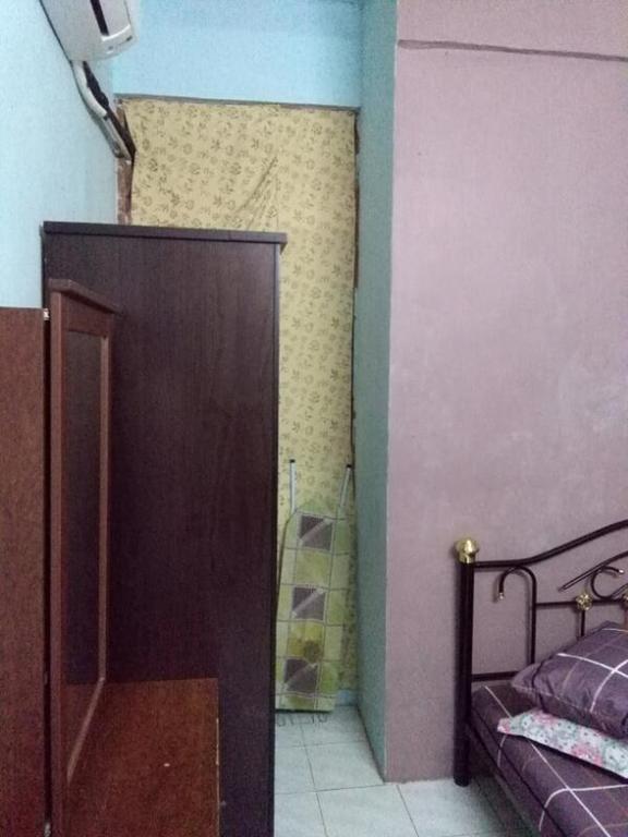 Deenaz Utara Homestay 알로르세타르 외부 사진