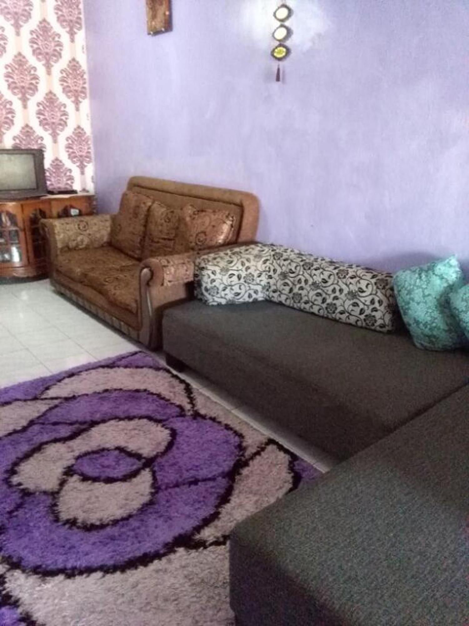 Deenaz Utara Homestay 알로르세타르 외부 사진