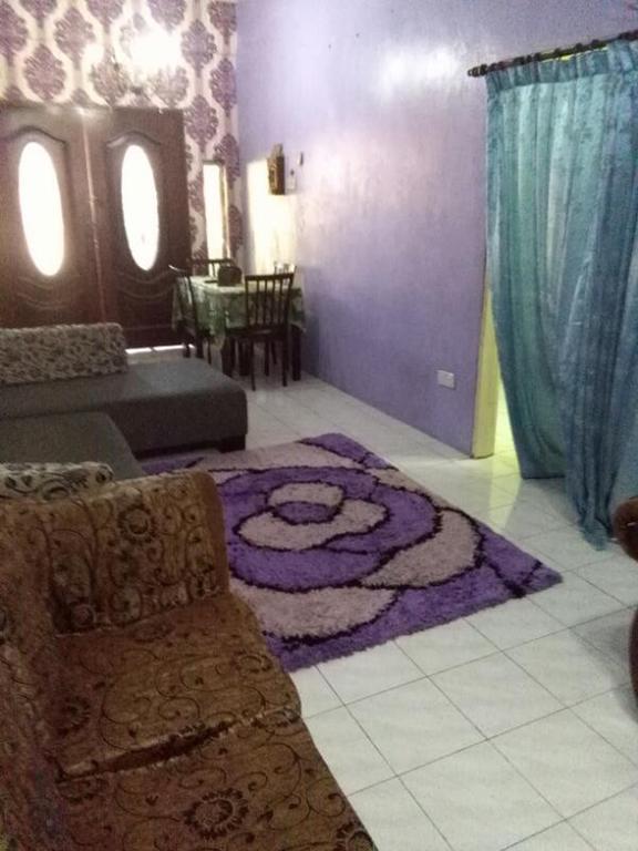 Deenaz Utara Homestay 알로르세타르 외부 사진